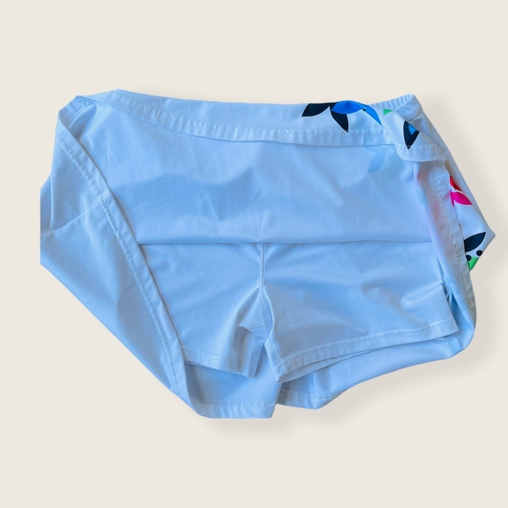 Blolle Sports Flowers White Skort Women’s Skort - Picture 6 of 6